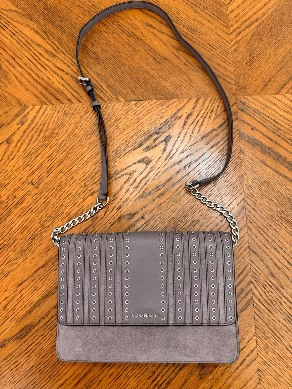 EUC Michael Kors Brooklyn Taupe Grommet Leather & Suede Shoulder Crossbody